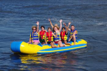 Deerfield Banana Boat Rental | laplayawatersports.com