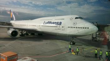 airlines - Are there any Boeing 747 still flying for commercial use ...