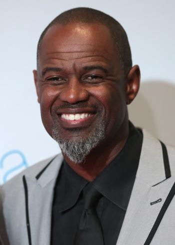 Brian McKnight - Wikipedia