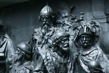 bronze monument close-up