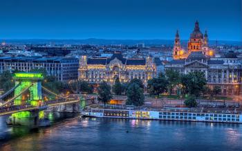 Searching for Stalin's Boots in Budapest – FindingMyWay