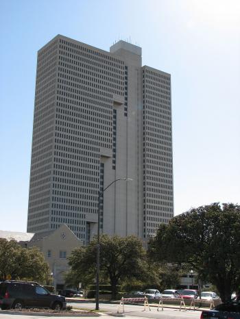 Burnett Plaza - Wikipedia