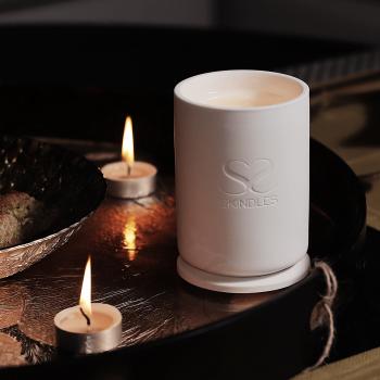 Frankincense Candle with Hints of Amber and Myrhh