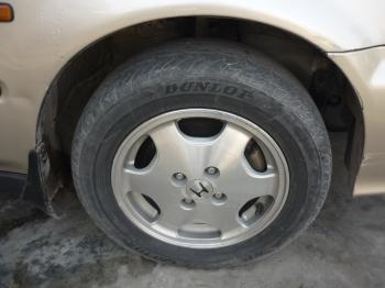Car tire