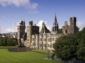Cardiff Castle - Visit Cardiff