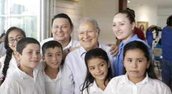 Casa Abierta-Aniversario Plan El Salvador Educado.