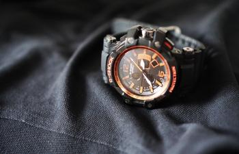 Casio G Shock Black Leather Strap Round Bezel Chronograph Watch