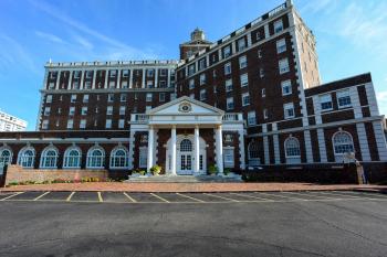 Cavalier Hotel - Lynch Mykins