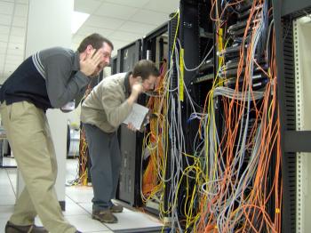 If you face so many chaotic cables, what's your feeling? | Fiber ...