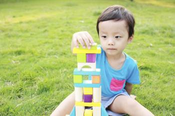 Fun Activities for Babysitting Autistic Children - Sittercity.com