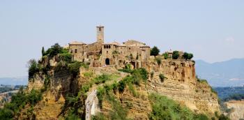 File:Civita di Bagnoregio -Veduta-.jpg - Wikimedia Commons