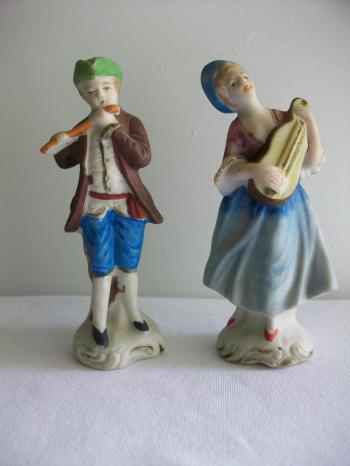 Colonial Musicians in Ceramic