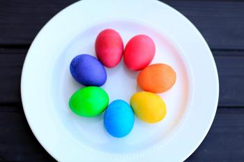 DIY Vibrant Easter Egg Colors | Brooklyn and Bailey - YouTube