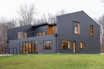 A Country House for a Family of Six - The New York Times
