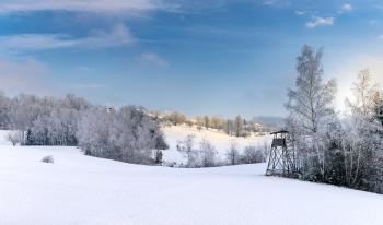 File:Landscape covered in snow (38973677202).jpg - Wikimedia Commons