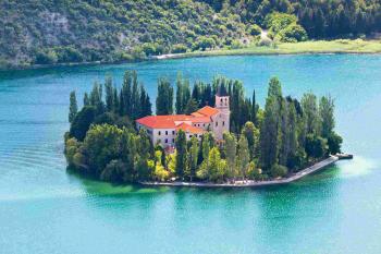 Croatia Coastal Cruising - Split to Dubrovnik | Intrepid Travel AU