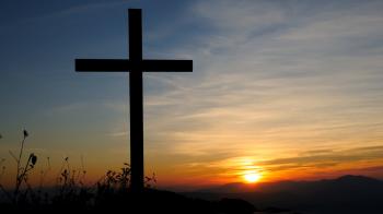 grave cross in nature landscape. graveyard background. peaceful ...
