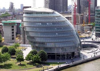 Some Of The World&rsquo;s Most Unusual Curvy Buildings - Home Reviews