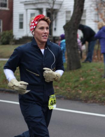 Rosie the Riveter Runner | Running costumes, Running and Costumes