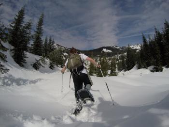 Deep Snow Snowshoeing - YouTube