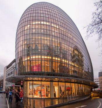 Peek & Cloppenburg Department Store, Cologne, Germany by Renzo Piano ...