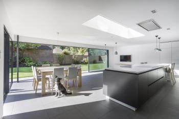 Contemporary Richmond House in Winchester by AR Design Studio ...