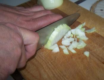 Dicing Onion
