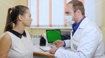 Doctor Checking Patient's Throat - YouTube