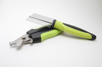 Dog brush & nail clippers