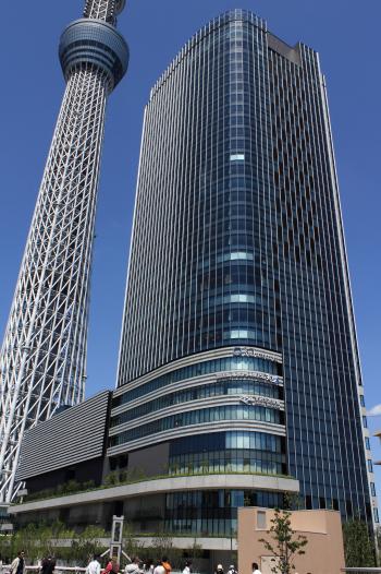 File:Tokyo Sky Tree East Tower 2012.JPG - Wikimedia Commons