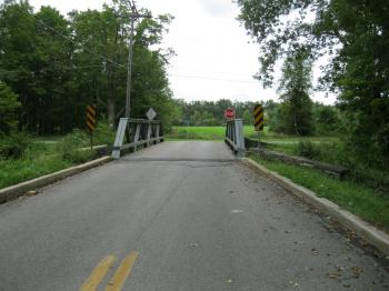 Bridgehunter.com | Rake Factory Road Bridge