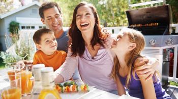 5 Fun ways for the family to celebrate summer