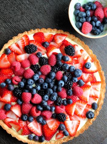 Fruit Tart with Fresh Berries
