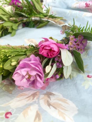 D.D.'s Cottage and Design: Fresh Flower Crowns