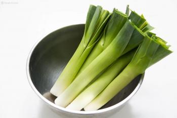 How to Clean Leeks | SimplyRecipes.com