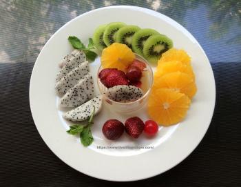 How to Arrange Fresh Fruits on a White Plate | Live Life and Love