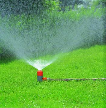 Amazon.com : Gardena 1951 Small Area Garden Spray Sprinkler On Spike ...