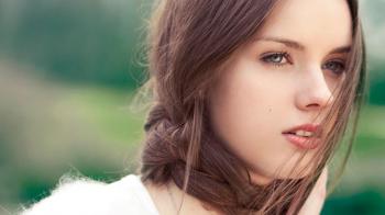 Beautiful Girl Pictures And Wallpapers