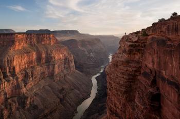 Texas Doctor Found Dead In Grand Canyon Park After Searching For ...