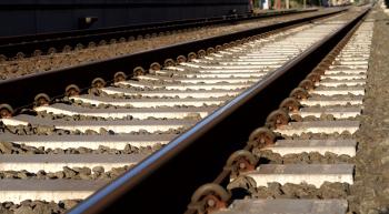 Black and Gray Metal Train Rail · Free Stock Photo