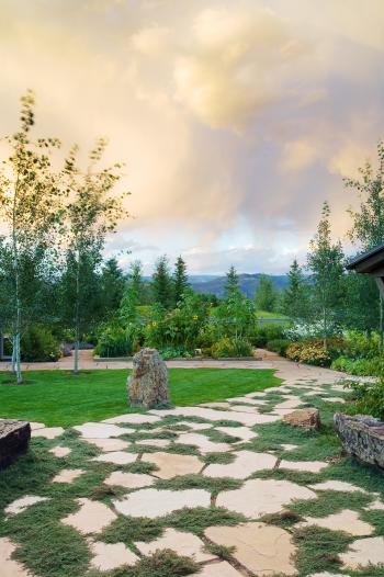 38 Gorgeous Garden Paths - Sunset Magazine