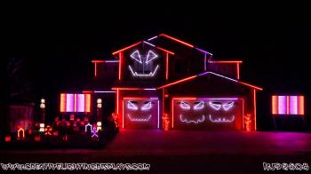Halloween Light Show 2015 - Ghostbusters (Ray Parker Jr) - YouTube