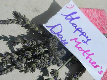 Happy Mothers Day Note With Lavenders