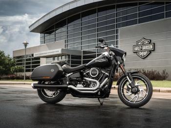 SPORT GLIDE™ - Waikato's largest motorcycle dealership | Road and ...