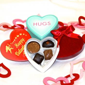 Mini Heart Shaped Box