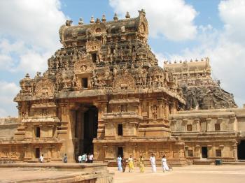 LATEST TOP 10 MOST FAMOUS TEMPLE IN INDIA - YouTube
