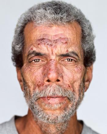 A Celebrity Portrait Artist Photographs L.A.'s Homeless | Martin ...