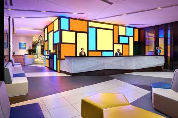 Interior Photography for Days Hotel & Ramada at Zhongshan Park in ...