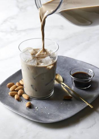 Vegan Iced Coffee | Dairy Free Iced Coffee | The Blender Girl