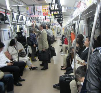 5 Rules of Train Etiquette in Japan (that you should never break ...